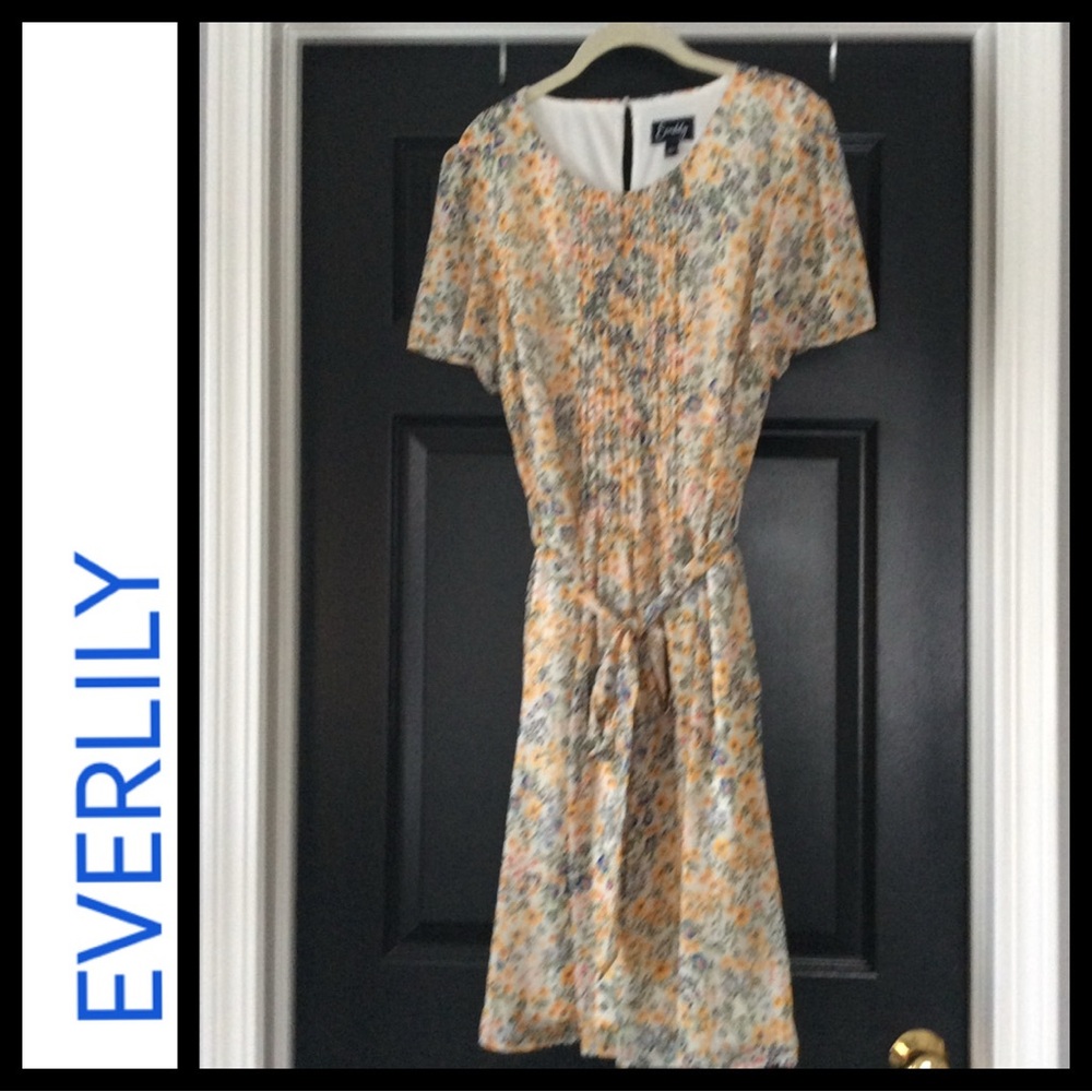 NWOT Everlily Floral Dress